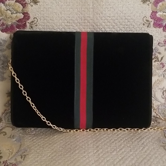 SOLD! Gucci Velvet Clutch Purse + Crossbody Strap - Picture 6 of 8